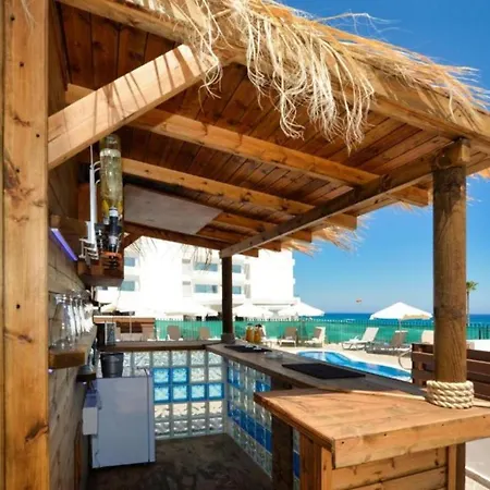 Luxury Beachfront With Sea View, 1284 Villa Protaras